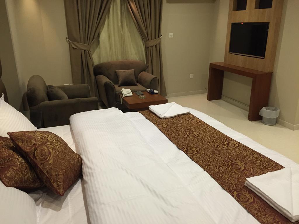 Ashbonh Hotel Suites Riyadh Room photo